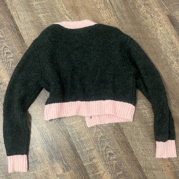 Zara Grey and Pink Wool Sweater - Picture 8 of 8